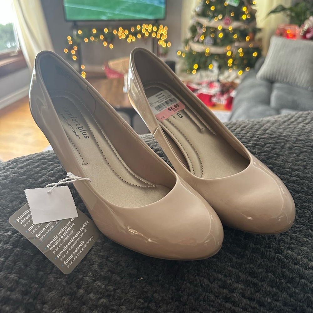 Predictions Nude Patent Heels